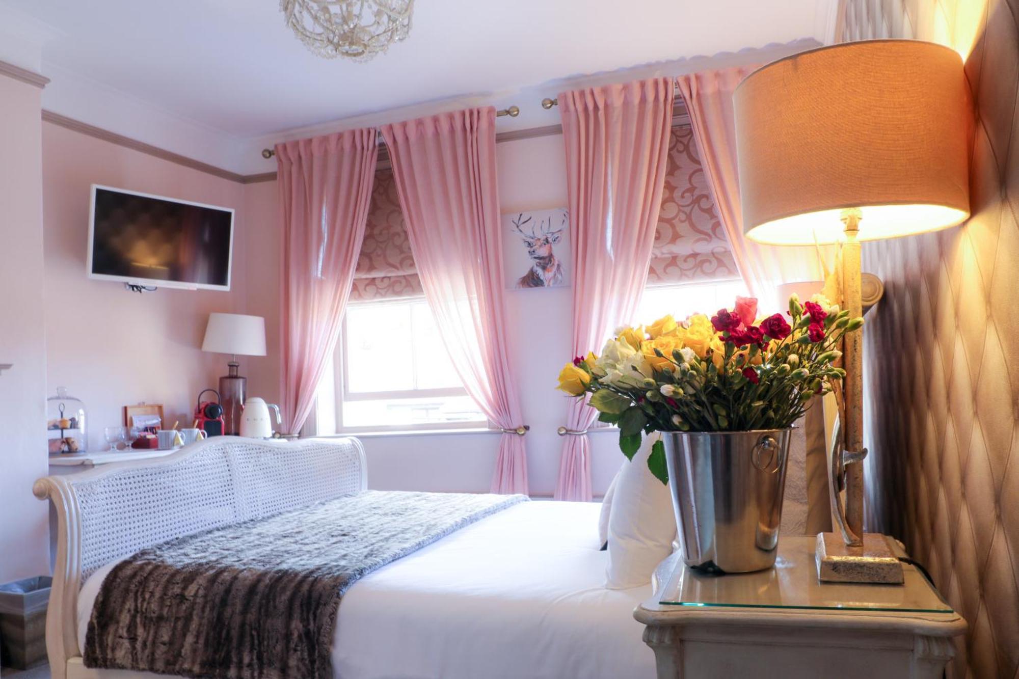 The Kingsbury 7Even 8Ight Bed and Breakfast Marlborough Kamer foto