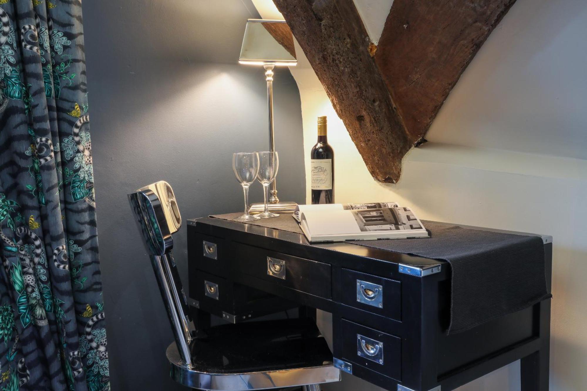 The Kingsbury 7Even 8Ight Bed and Breakfast Marlborough Kamer foto