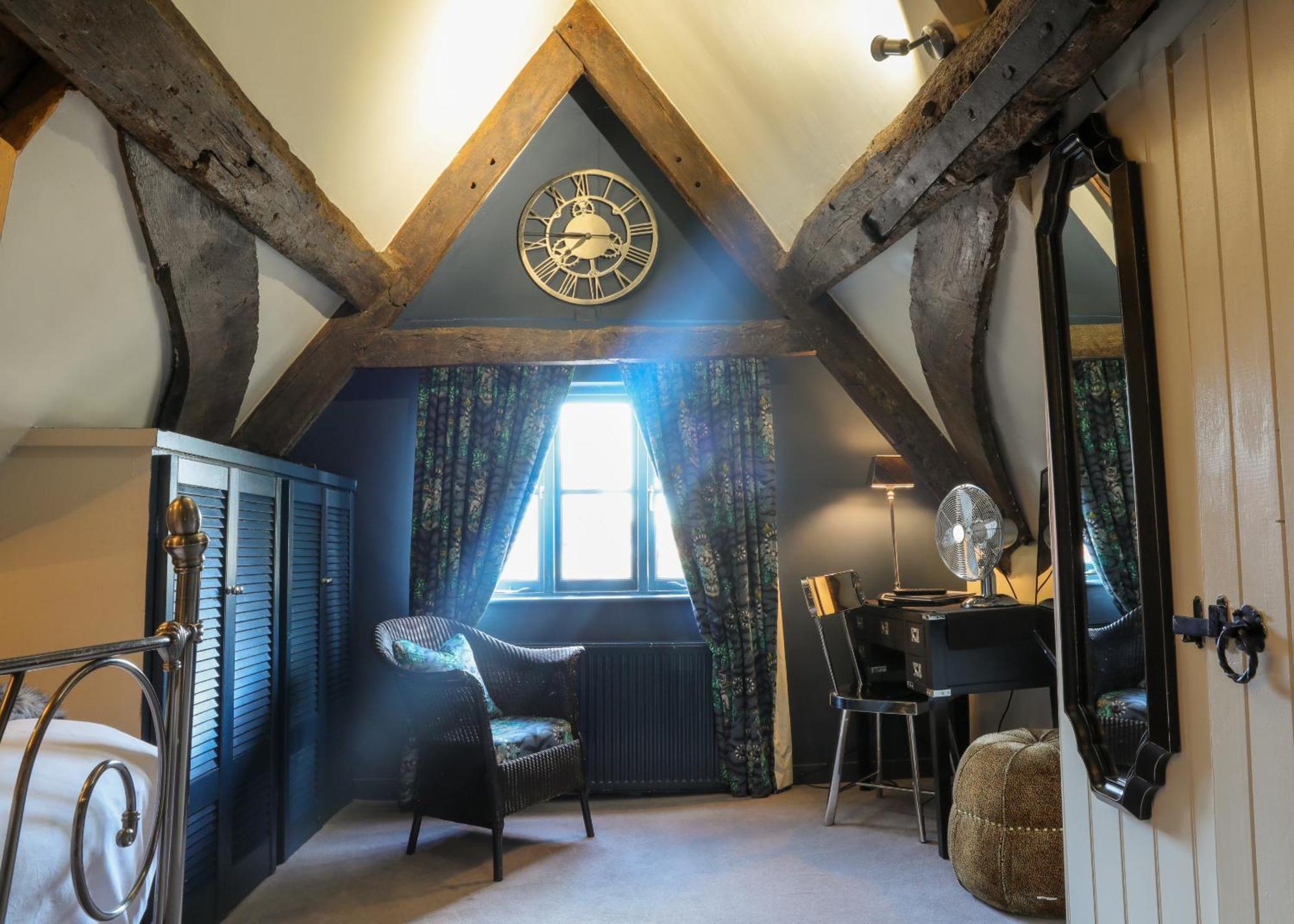 The Kingsbury 7Even 8Ight Bed and Breakfast Marlborough Kamer foto