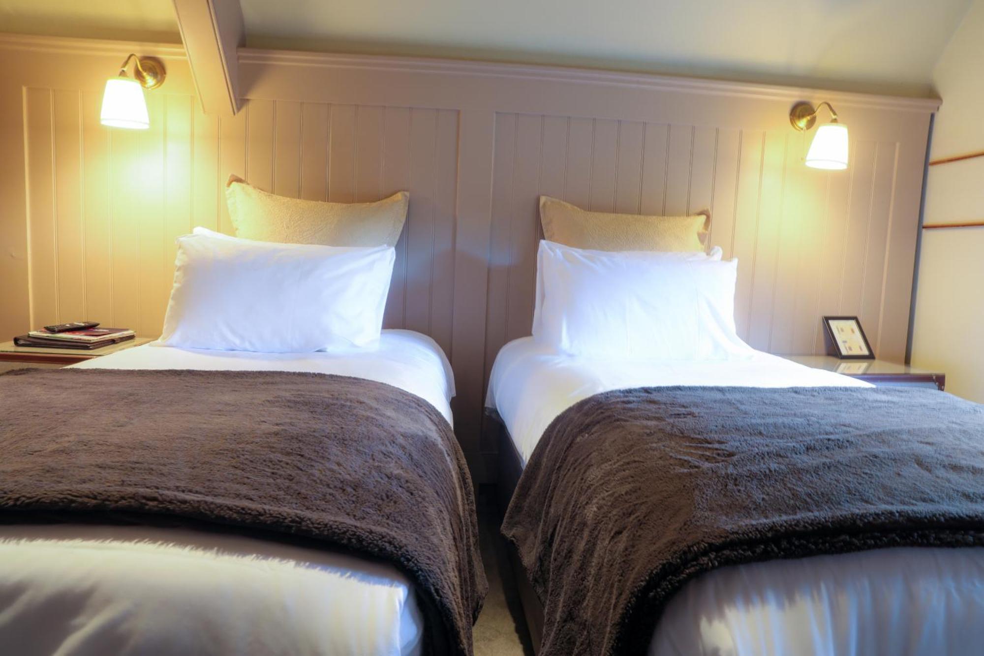 The Kingsbury 7Even 8Ight Bed and Breakfast Marlborough Kamer foto