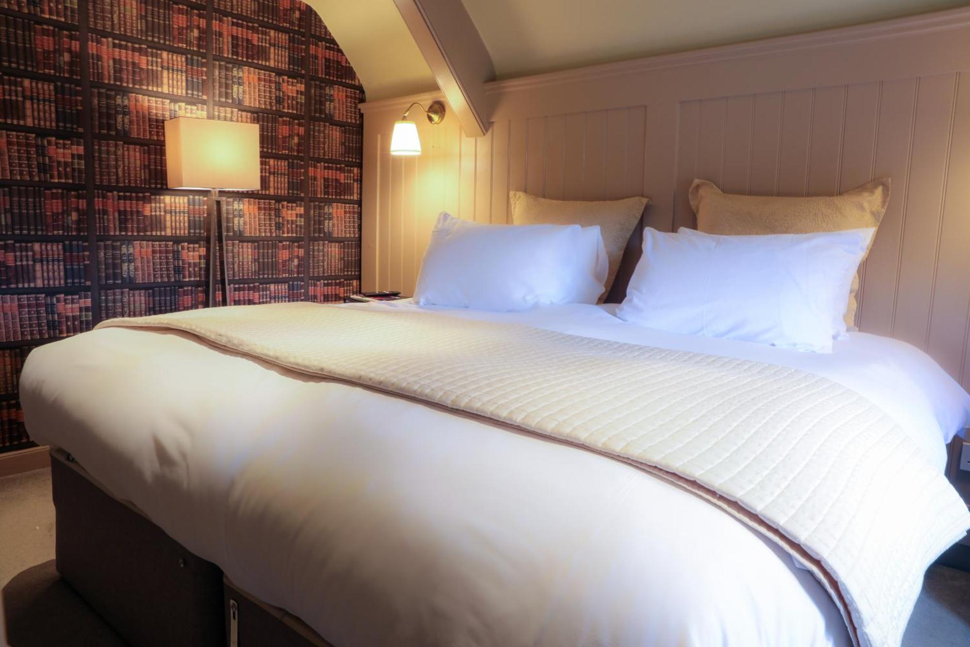 The Kingsbury 7Even 8Ight Bed and Breakfast Marlborough Kamer foto